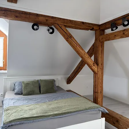 In Bojnice - Charming Wooden For 4 * פריבידזה